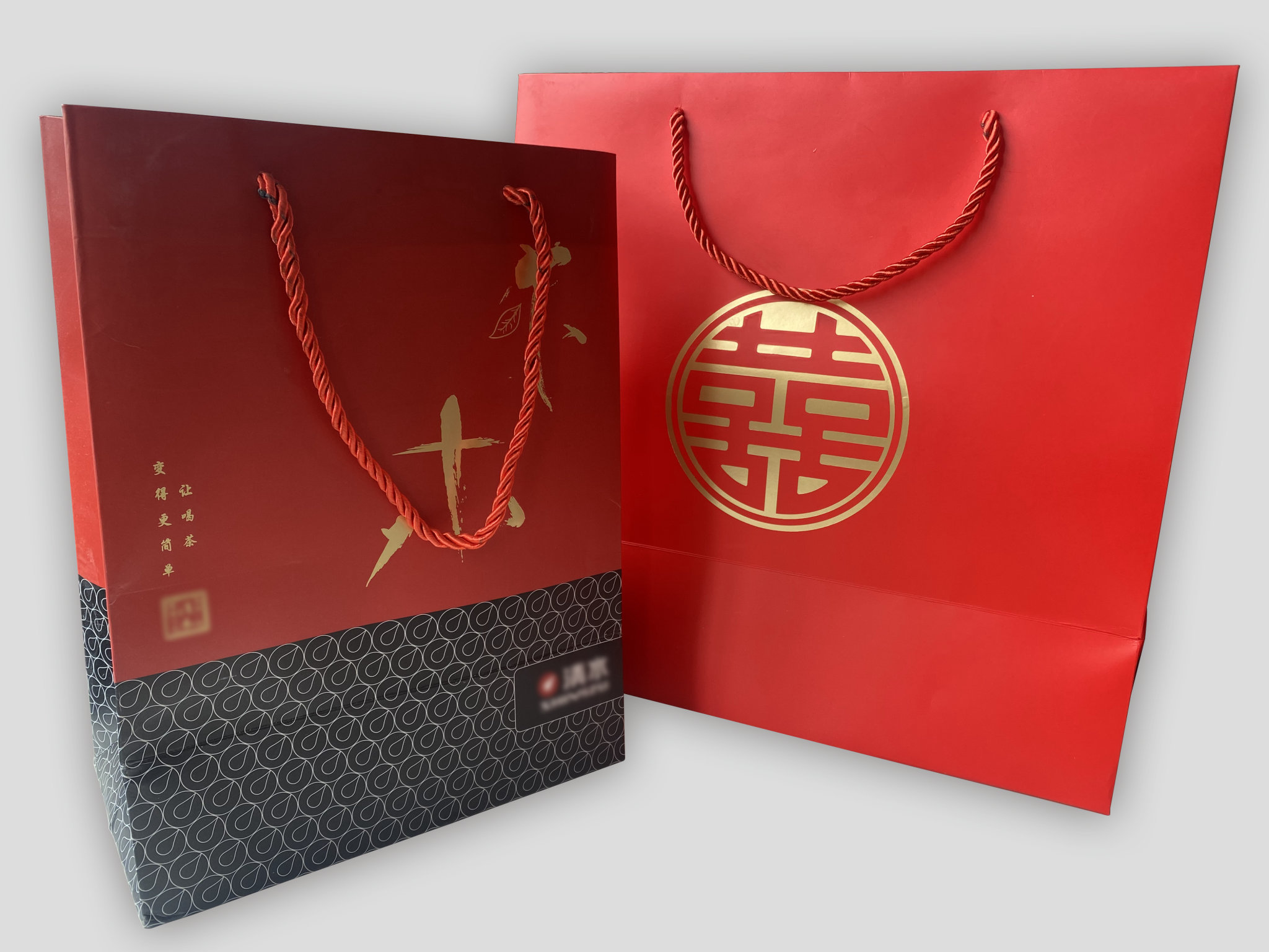 高檔白卡紙燙金手提袋